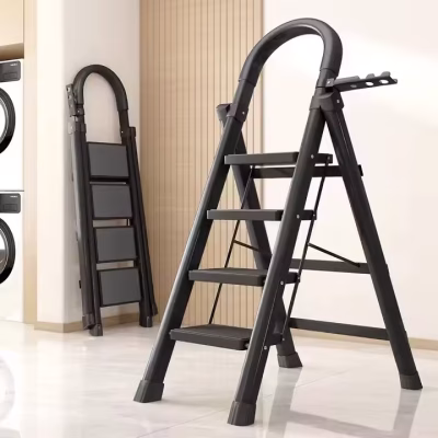 Scara Pliabila cu 4 Trepte Late, At Performance, Metalica, Maxim 150 Kg, Picioare Antialunecare, Negru - Accesorii camping si drumetii - atMag.ro